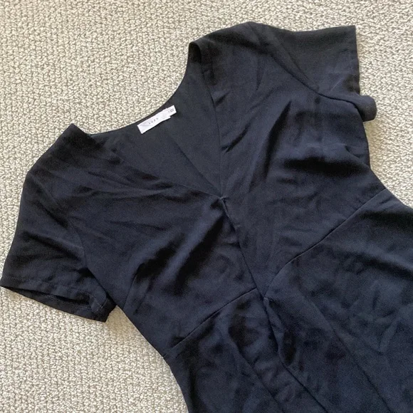 Lush Black Wrap Dress Midi Size Large V-Neck Flow Knee Length LBD Like New - Picture 2 of 12